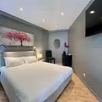 De 3*
