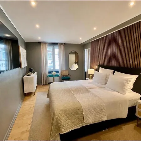 Hotel De